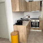 Qerret Sands * Golem (Tirana)